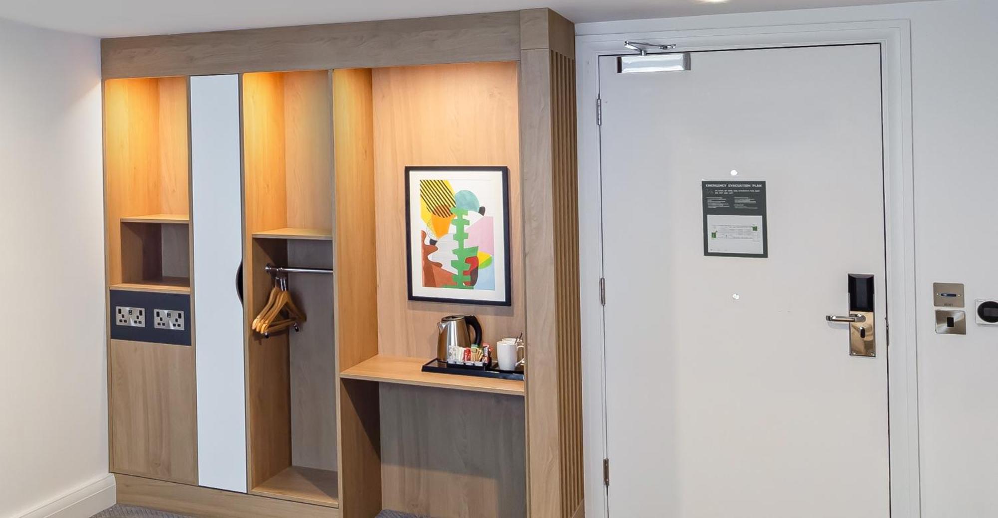 Holiday Inn Coventry M6, J2 By Ihg Exterior photo